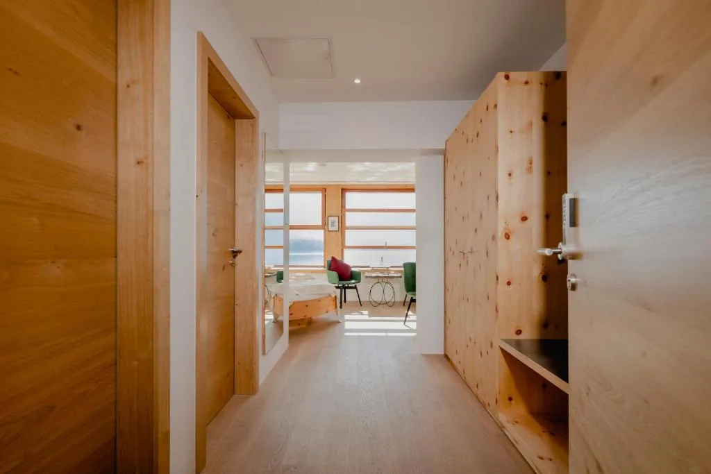 Double Room with Lake View — Polreich Bed&Breakfast